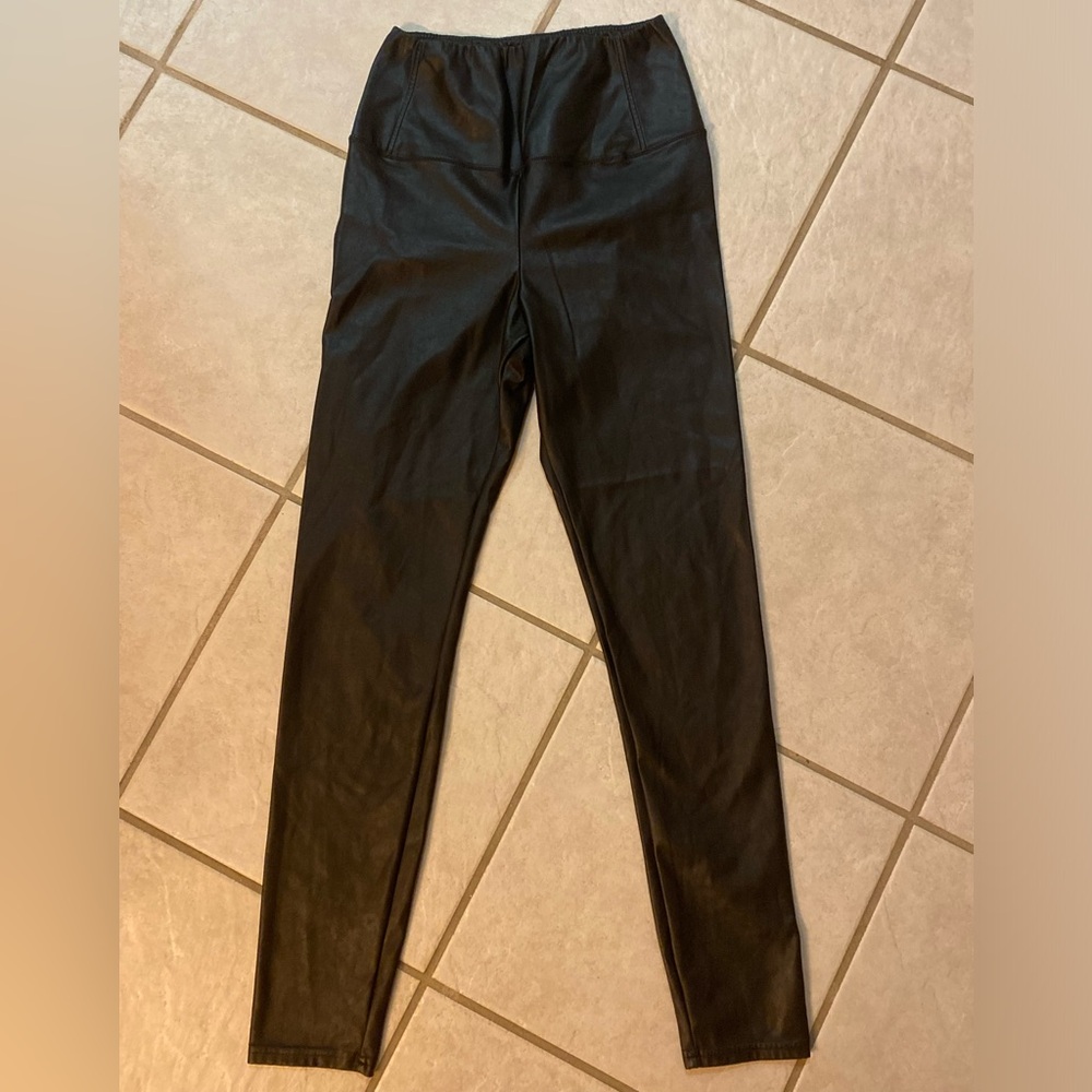 Wilfred free Daria leggings M